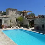Casă la țară Traditional Village *