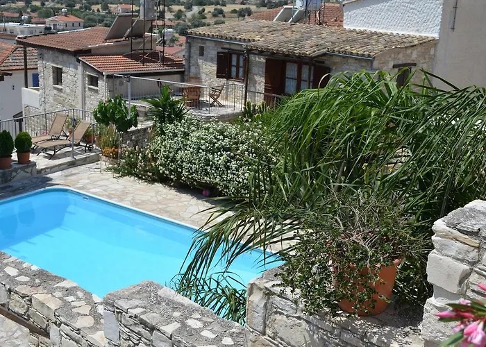 Landsted Traditional Village Skarinou