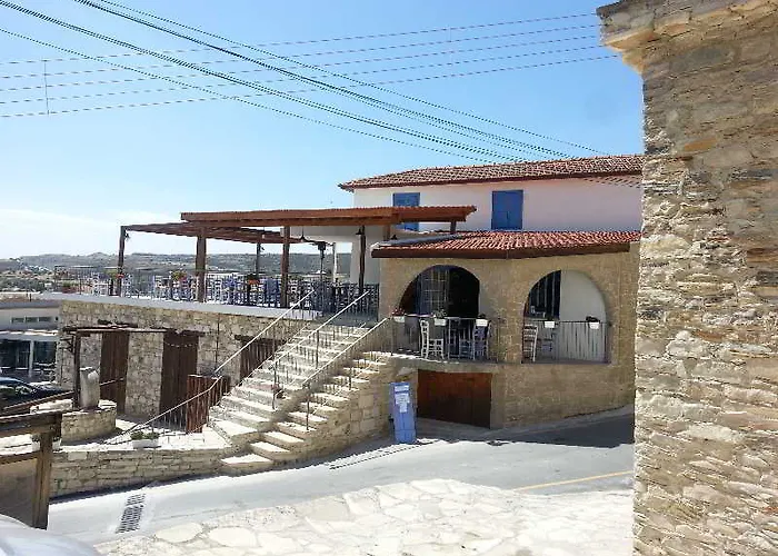 Landsted Traditional Village Skarinou