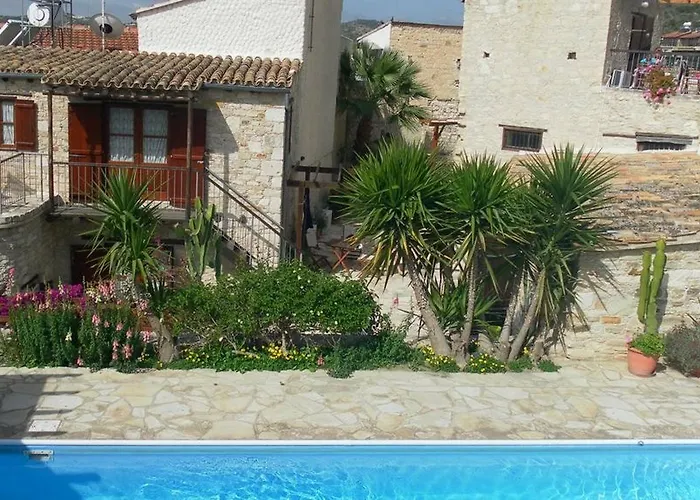 Traditional Village * Skarinou