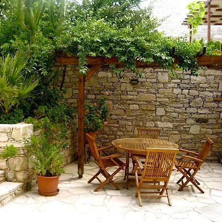 Traditional Village Country house Skarinou