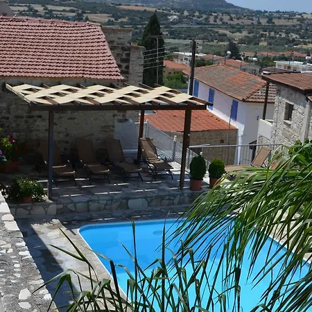 Gospodarstwo wiejskie Traditional Village *