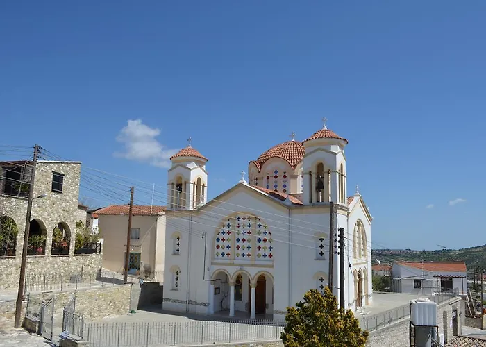 Traditional Village בית כפרי