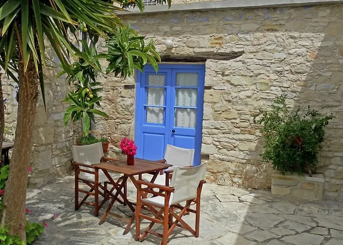 Traditional Village * סקארינו