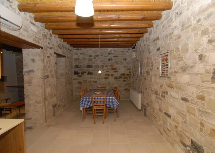 Traditional Village בית כפרי