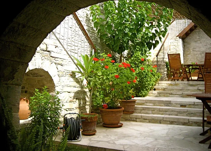 בית כפרי Traditional Village *