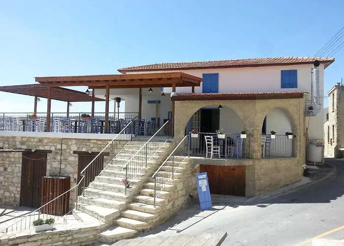 בית כפרי Traditional Village *