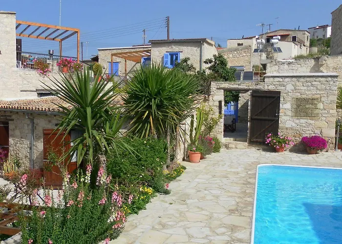 Traditional Village בית כפרי